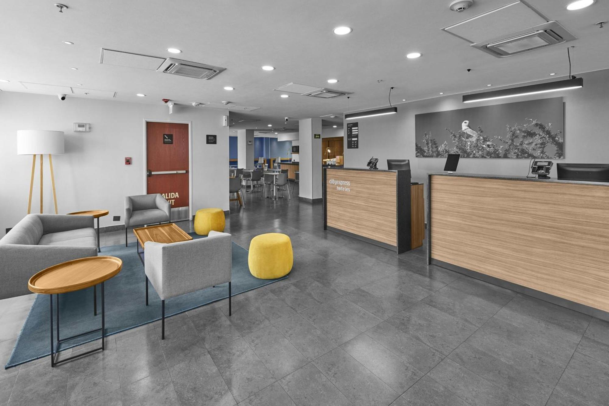 City Express By Marriott Monterrey Santa Catarina Exterior foto