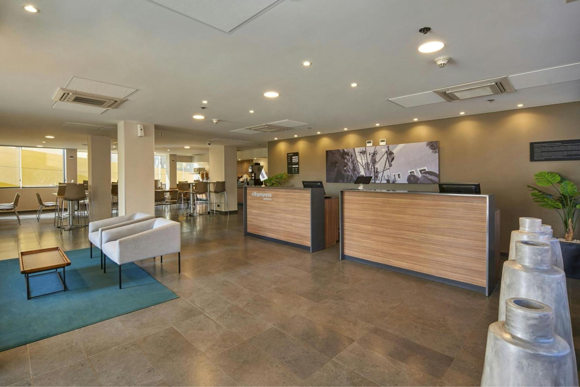 City Express By Marriott Monterrey Santa Catarina Exterior foto